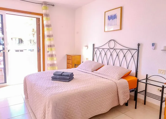 Villa Parque Santiago 2 2 Tenerife & Sales *