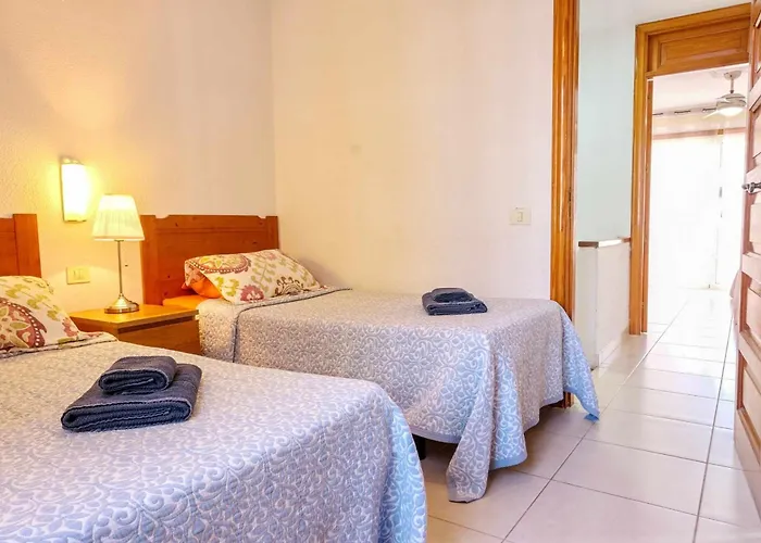 Parque Santiago 2 2 Tenerife & Sales Villa Playa de las Américas