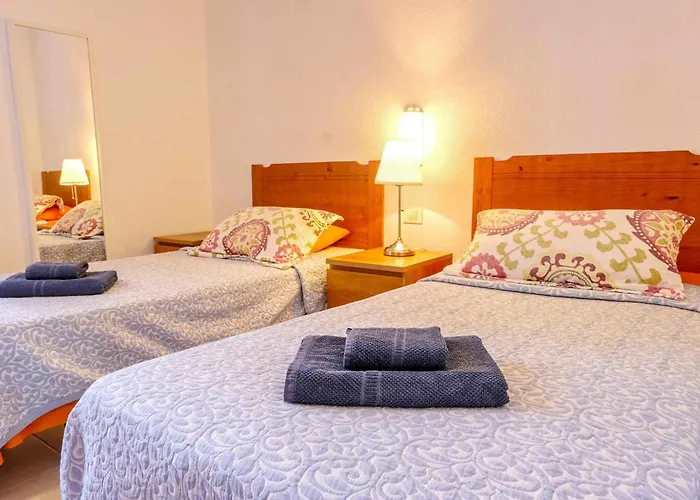 Parque Santiago 2 2 Tenerife & Sales Playa de las Américas